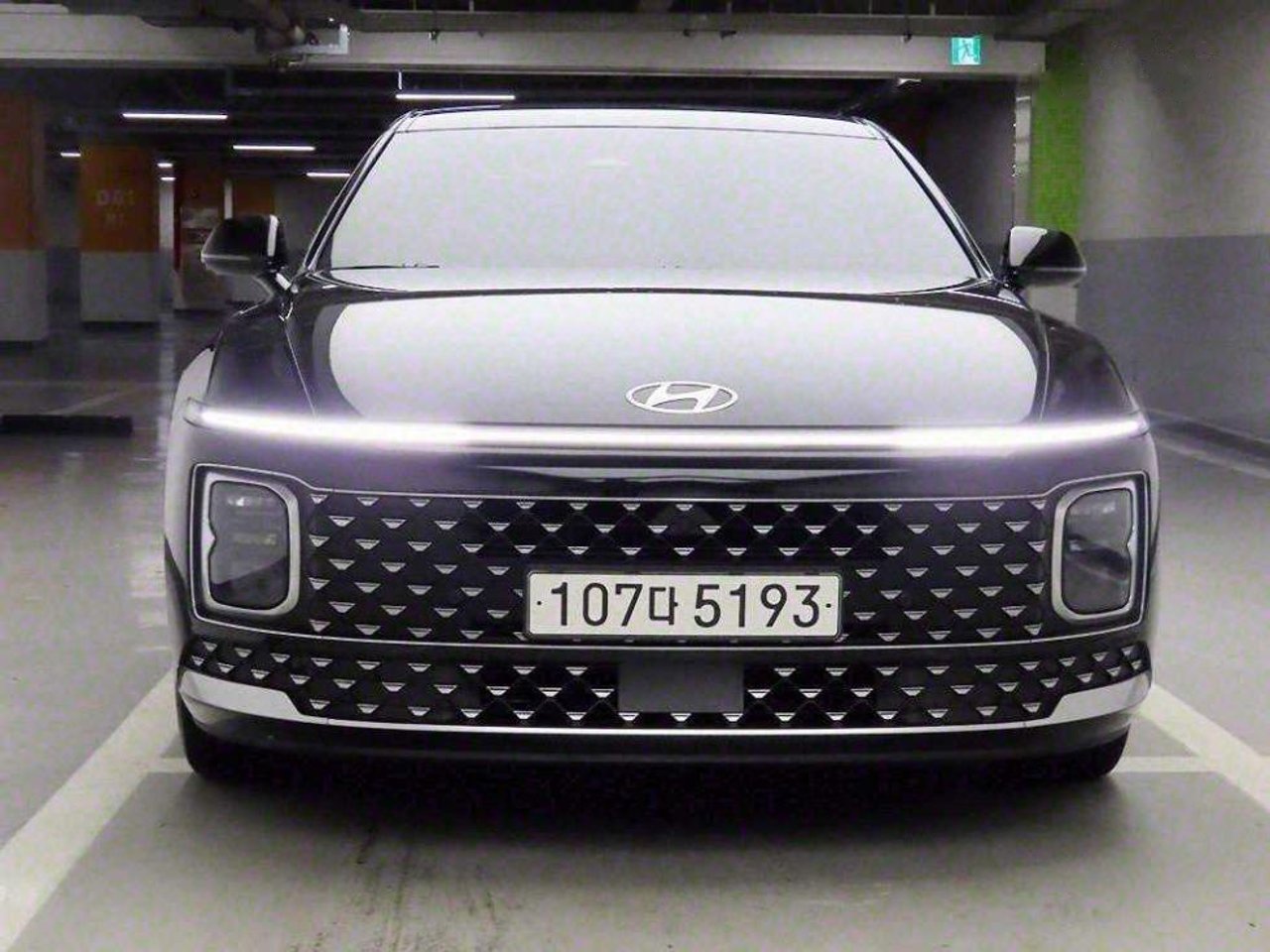 2023 Hyundai Grandeur, photo 1 of 1