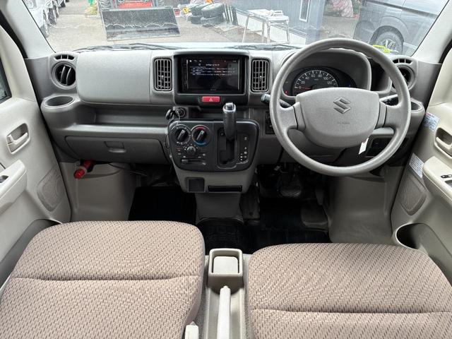 0903916A30260305W00103.jpg