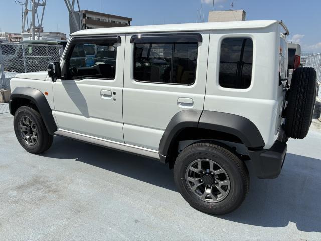 19854000_carP_l_14.jpg