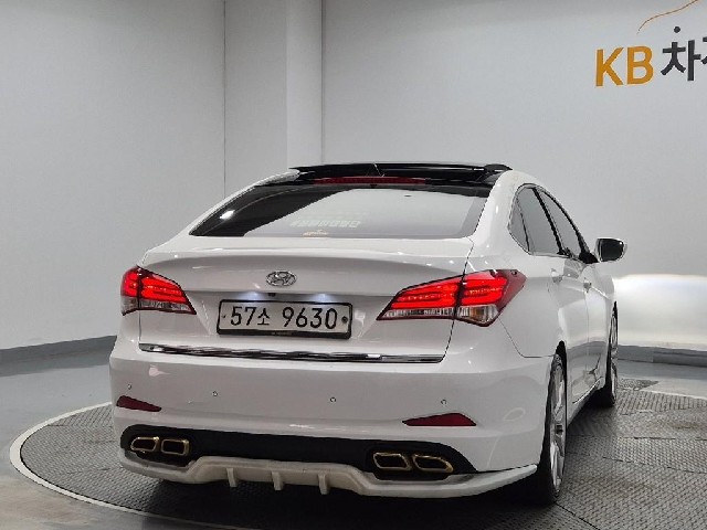 6101000624R3.jpg
