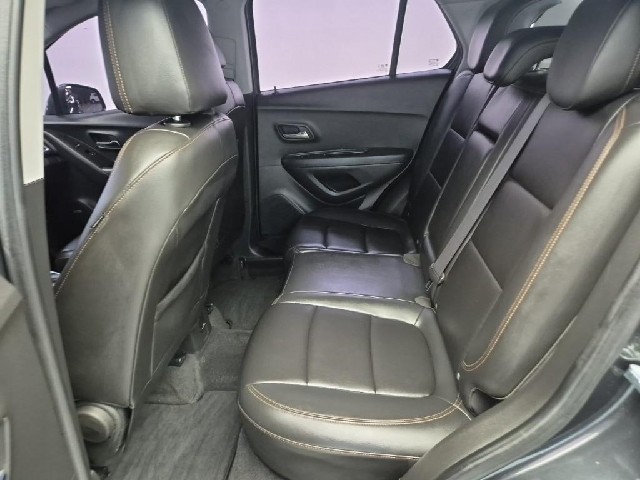 6101000892R12.jpg