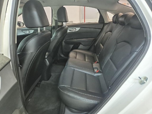 6101500724R12.jpg