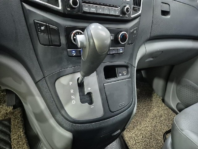 6101000708R8.jpg