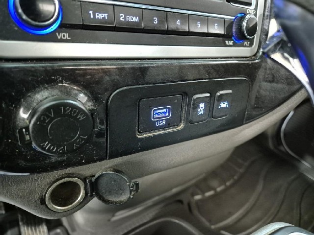 6101000979R14.jpg