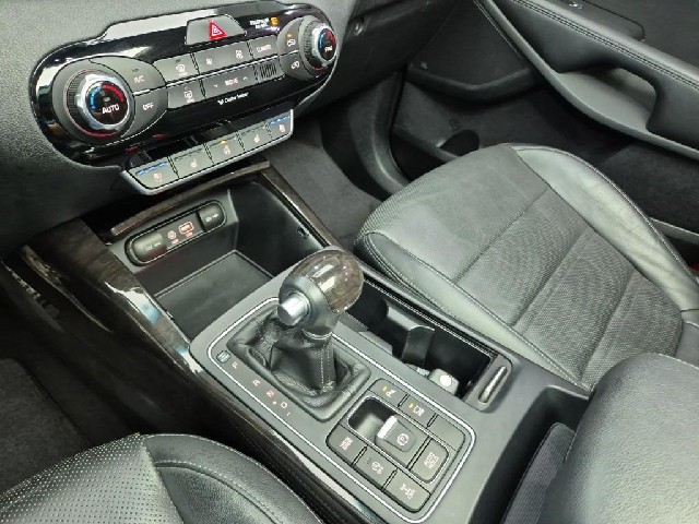 6101000602R8.jpg