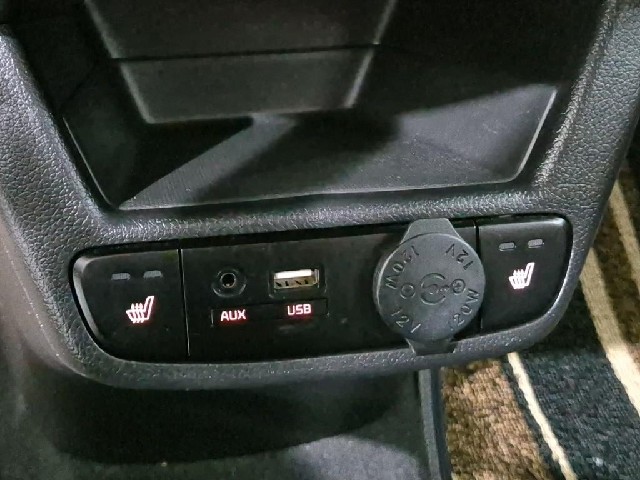 6101000477R19.jpg