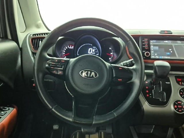 6101000477R9.jpg
