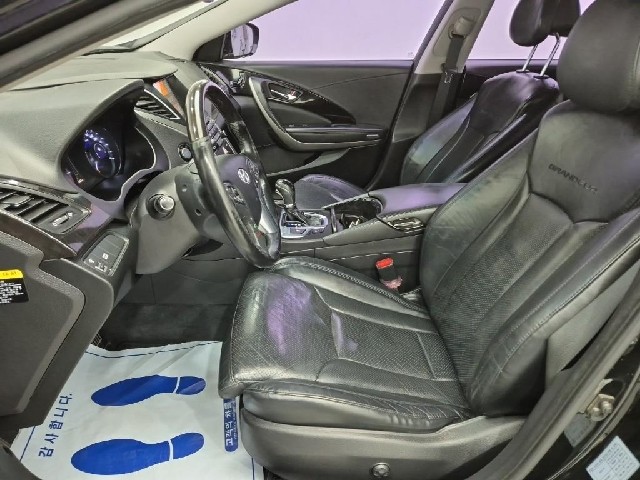 6101000448R11.jpg