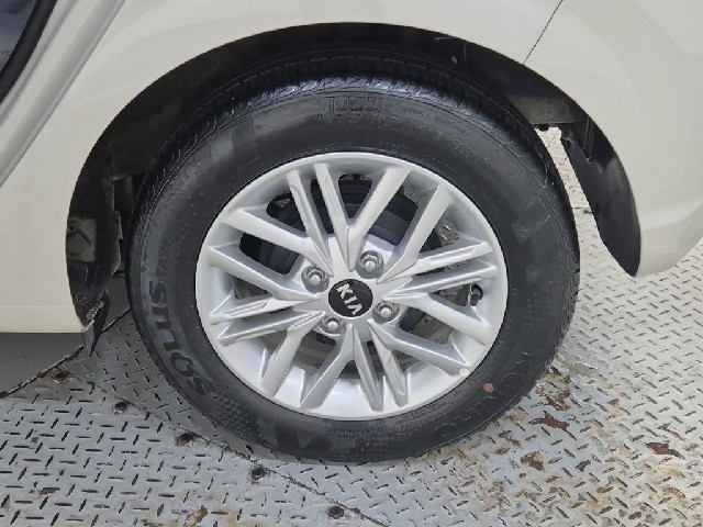 6101500068R20.jpg