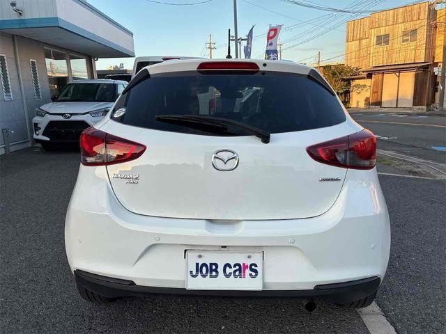 0703614A30261004W00208.jpg