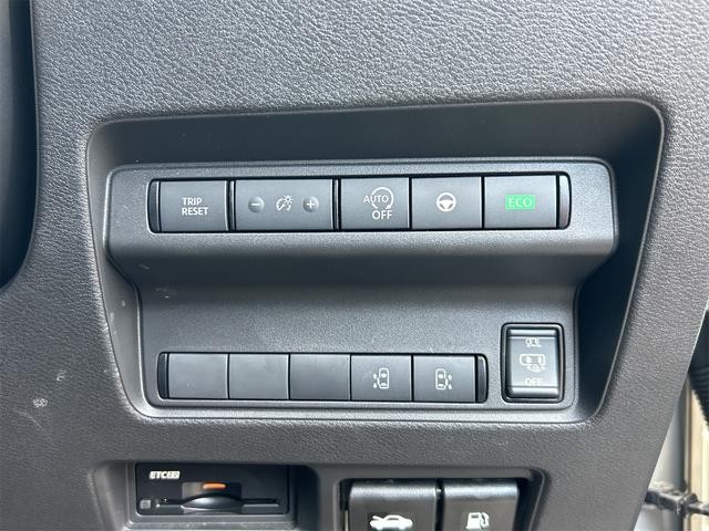 0403506A30261015W01607.jpg
