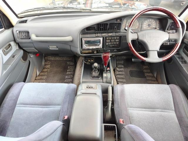 0404625A30260711W00209.jpg