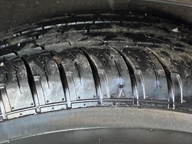 0541751A30261014W00119.jpg