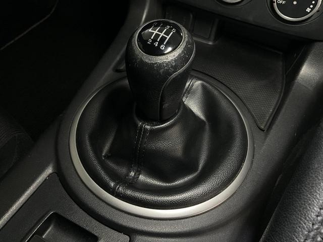 0504839A30260923W00116.jpg