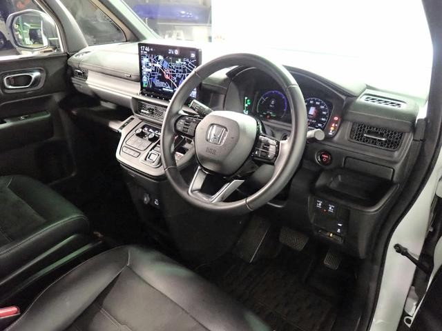 0201190A30261015W00113.jpg