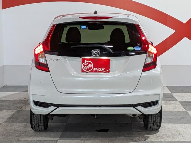0903185A30261015W00117.jpg
