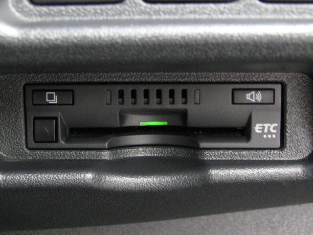 0506241A30261015W01006.jpg