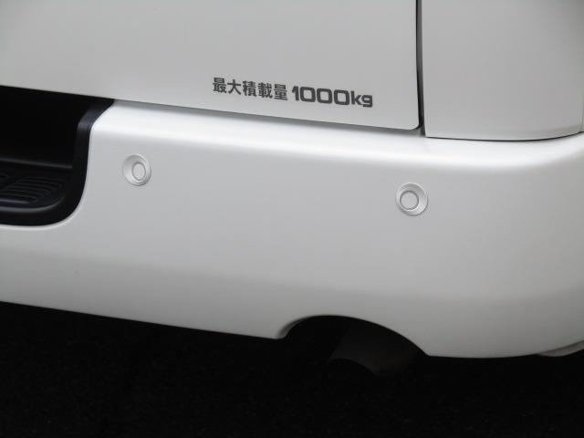 0506241A30261015W01014.jpg