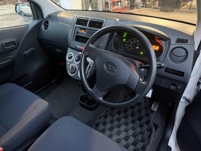 0551096A30261010W00601.jpg