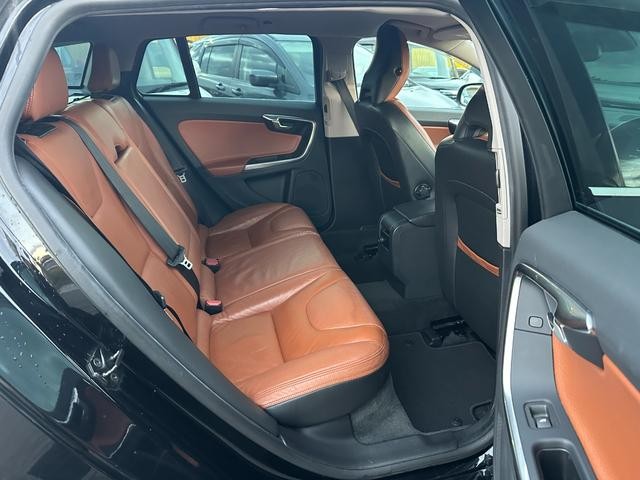9900146A30261015W00315.jpg
