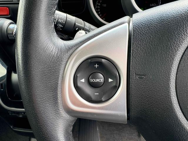 0701055A30261015W00206.jpg