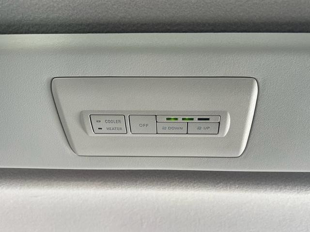 0500061A20260919K00815.jpg