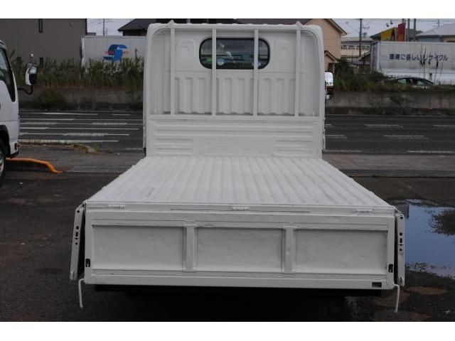 585bed7c78a95b6c7aac4f3f26b8680a.jpg