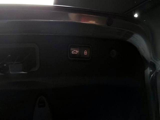e7511848436ad1cf55bf4b3d77692d09.jpeg