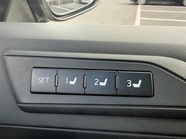 9cda21aaad70a6e77e41bc87c926f41b.jpg
