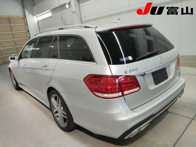 c250d4fb6935a24c477647415f01f9d2.jpg