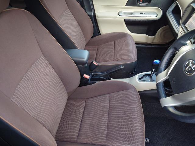 0208274A30251216W00207.jpg