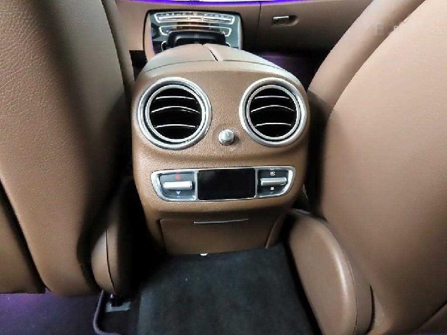 400e6f23c05bf059729e9ee8a90d2241.jpeg