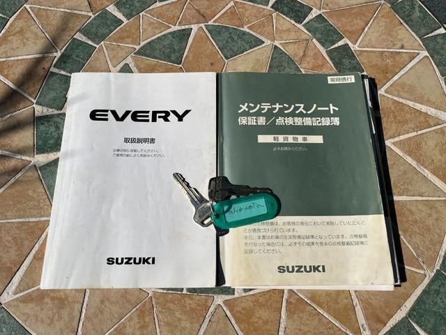 0551556A30251030W00106.jpg