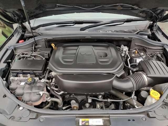 22542877_carP_l_5.jpg
