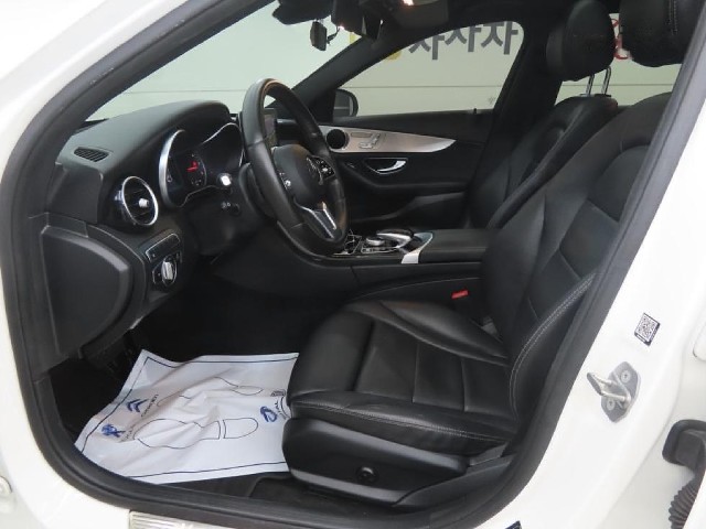 b130e7103d4bd7552bd9e41f1d2ba9ec.jpeg