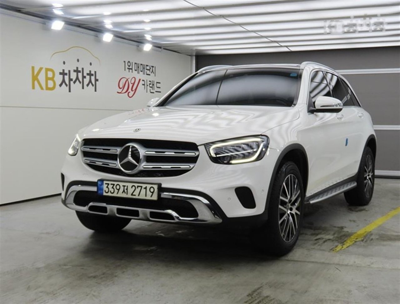 2021 Mercedes-Benz Glc, photo 1 of 1