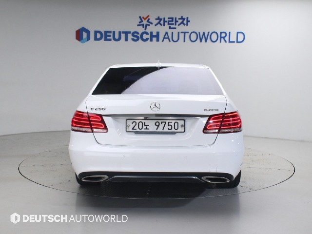 bc6e57596391ac6cf57495c3f256aefe.jpeg