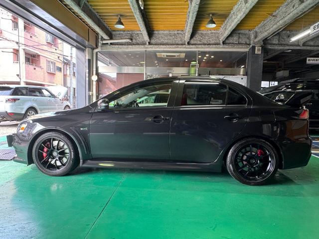 9731001A30260328W00118.jpg