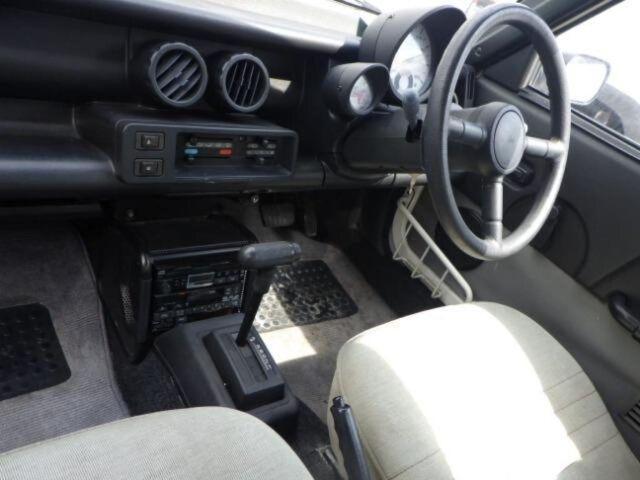 23125345_carP_l_13.jpg