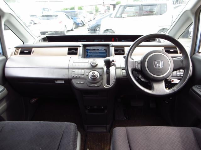 0551542A30250712W00214.jpg