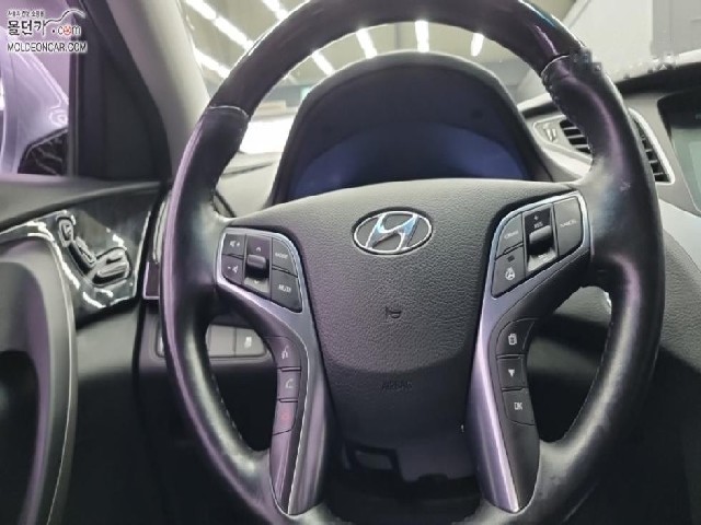 d05d57e283637f3bcf75c7b9fbc18d89.jpeg