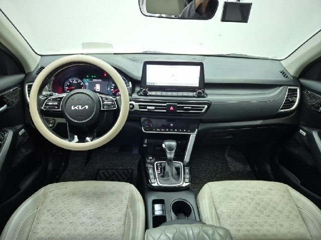 6101000638R7.jpg