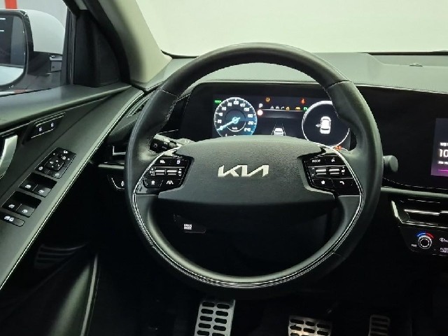 6101000869R9.jpg