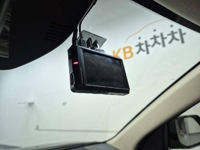 6101500598R17.jpg