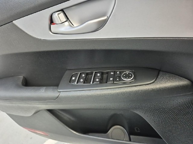 6101500290R17.jpg