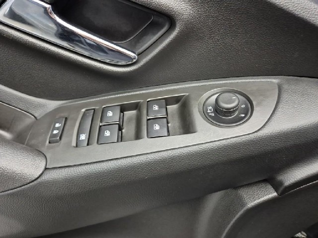 6101500285R17.jpg