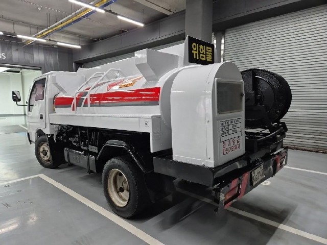 5071000084R2.jpg