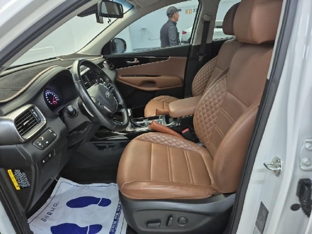 6101500742R11.jpg