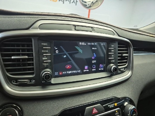 6101500742R13.jpg