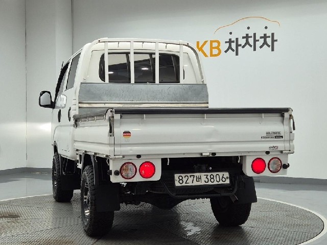 6101000797R2.jpg